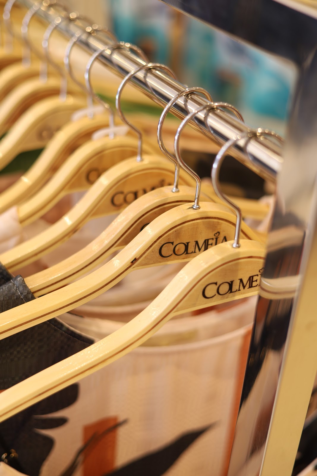 Como a Moda Colmeia Reinventa o Estilo Atacado Para Roupas Femininas?